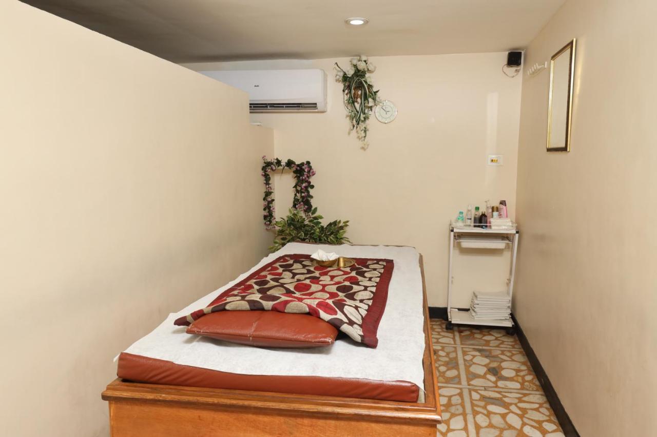 Best Western Yuvraj Surat Exterior photo