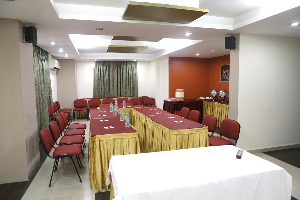 Best Western Yuvraj Surat Exterior photo