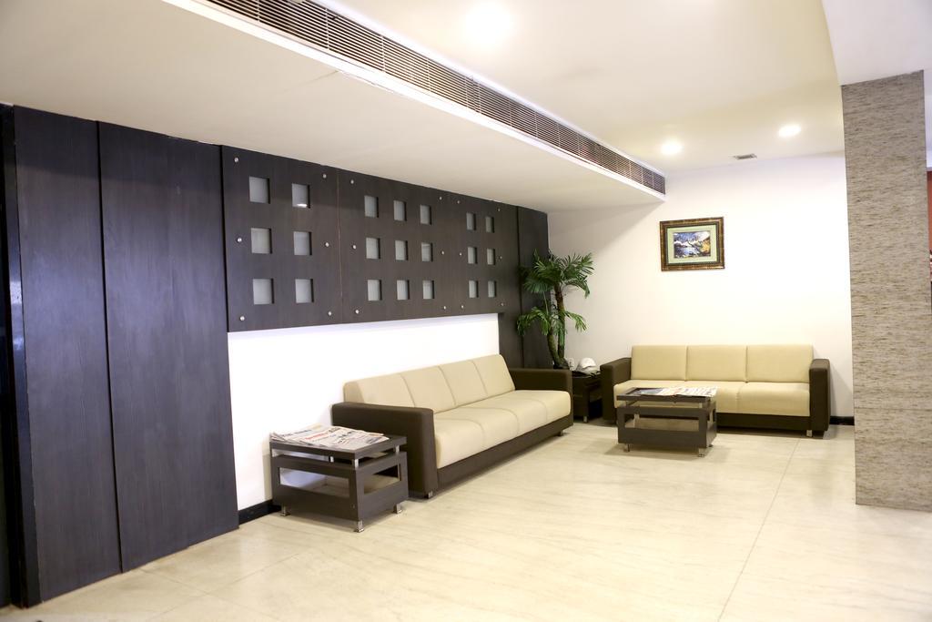 Best Western Yuvraj Surat Exterior photo
