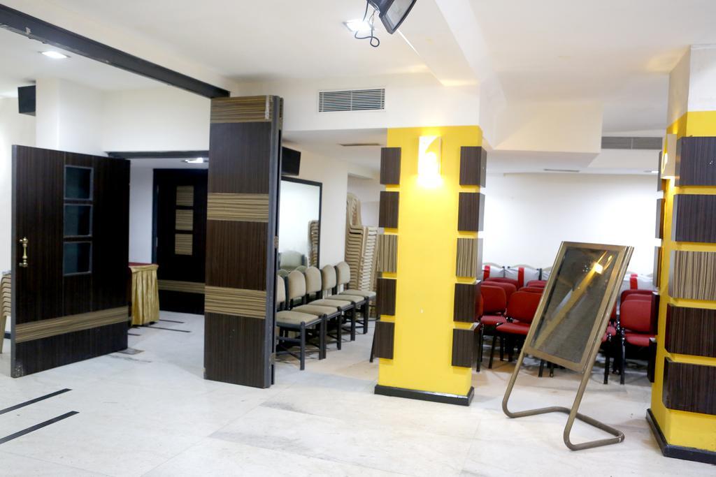 Best Western Yuvraj Surat Exterior photo